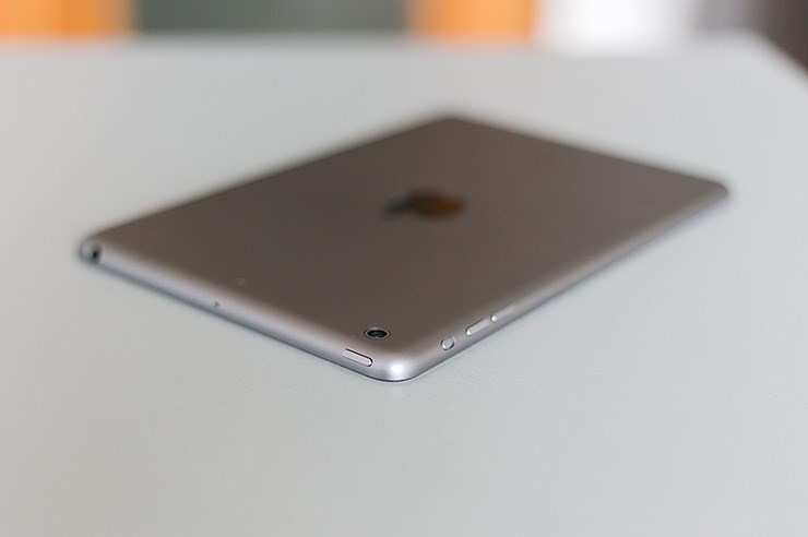 Apple iPad mini Retina (8).jpg